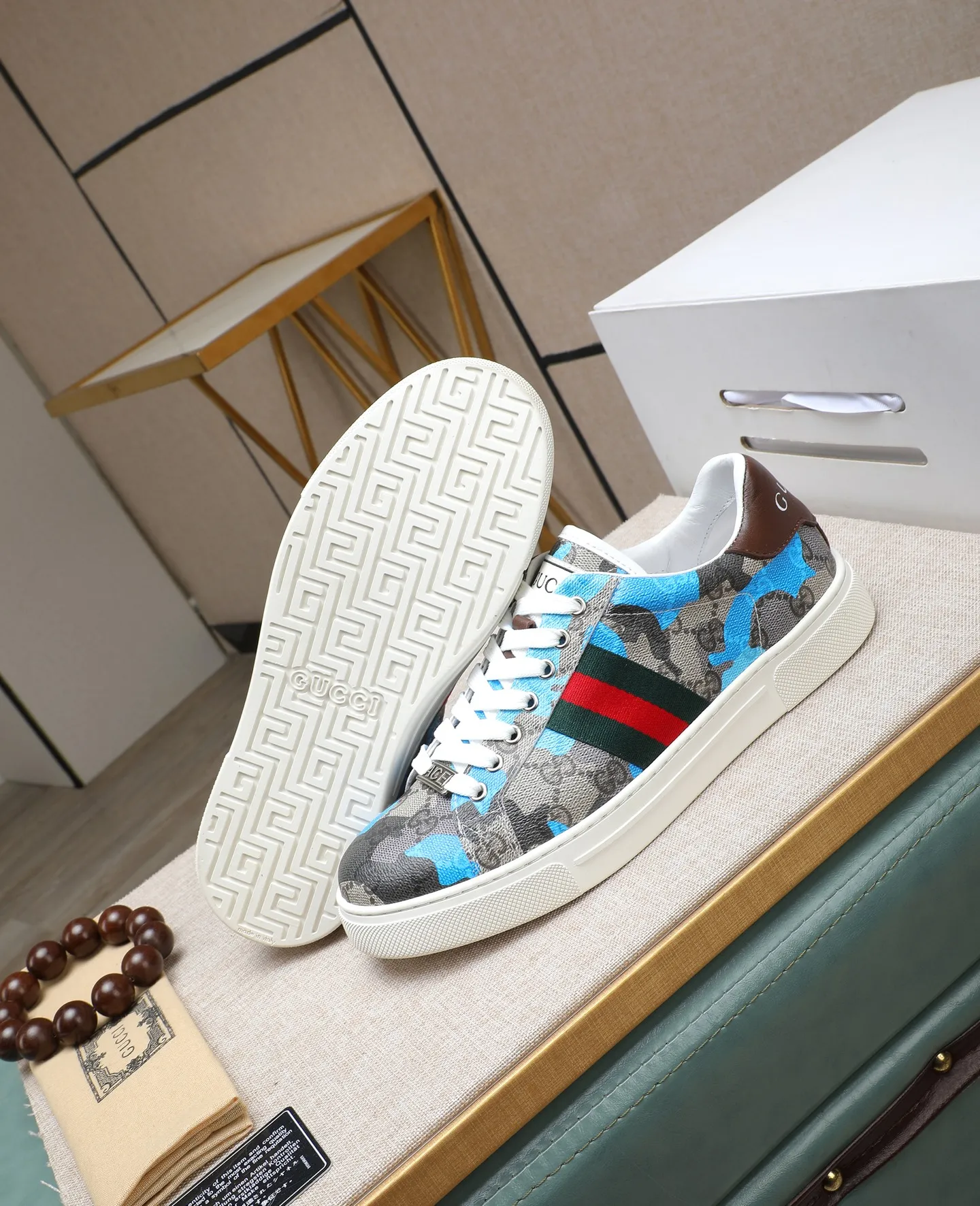 Men's men's shoes 💰440 GUCCI🔍🔍The latest model is on sale at the same time at the counter. Original calfskin imported from Italy, genuine leather lining, (high-end, noble, and classy) with exquisite workmanship. Sole: Original sole provided by the original factory, ⚠Exclusive double-layer movable molded sole super comfortable⚠, real shot 🎬The real thing is better🔍🔍"High quality·Follow the order" Code number 38-44